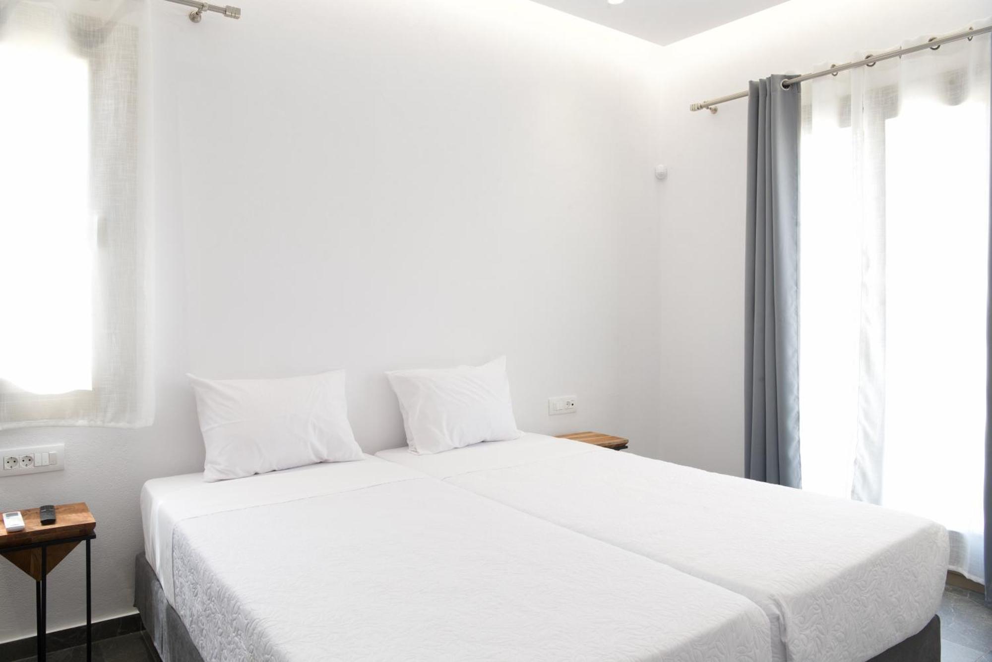 Maistros Apartments Mykonos Фтелия Экстерьер фото