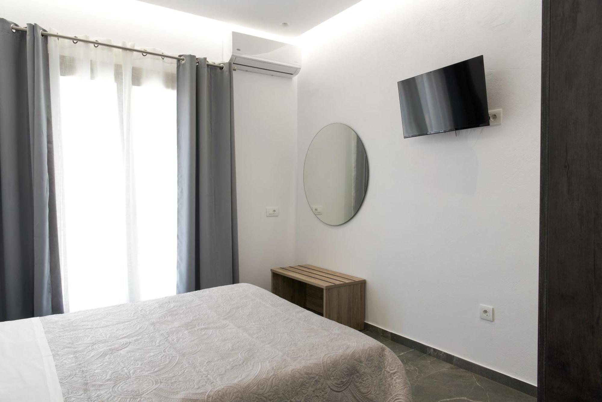 Maistros Apartments Mykonos Фтелия Экстерьер фото