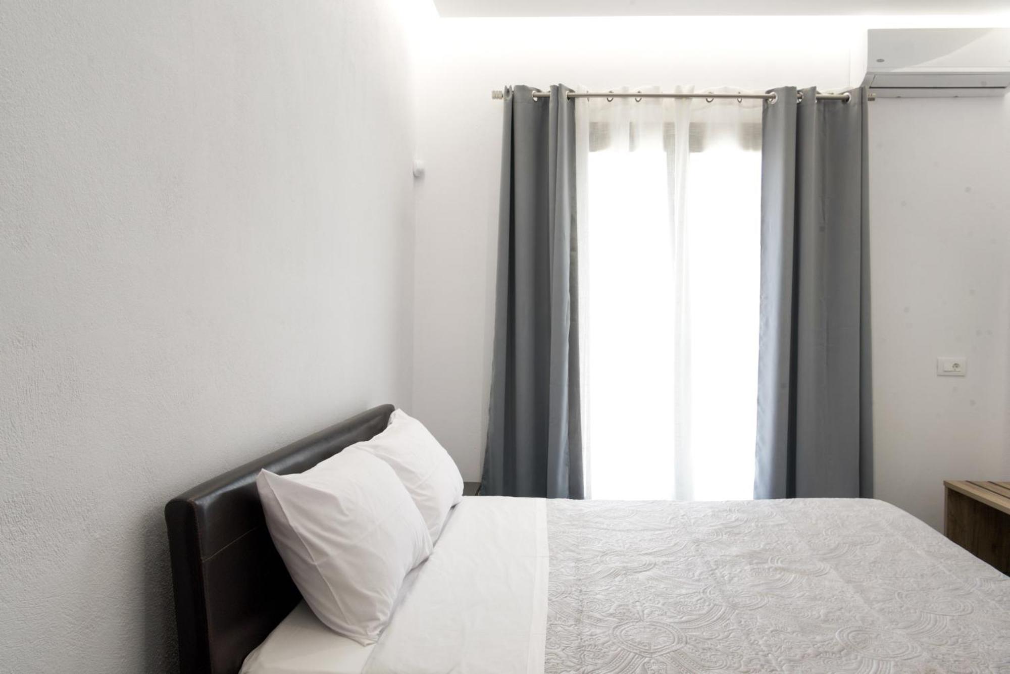 Maistros Apartments Mykonos Фтелия Экстерьер фото
